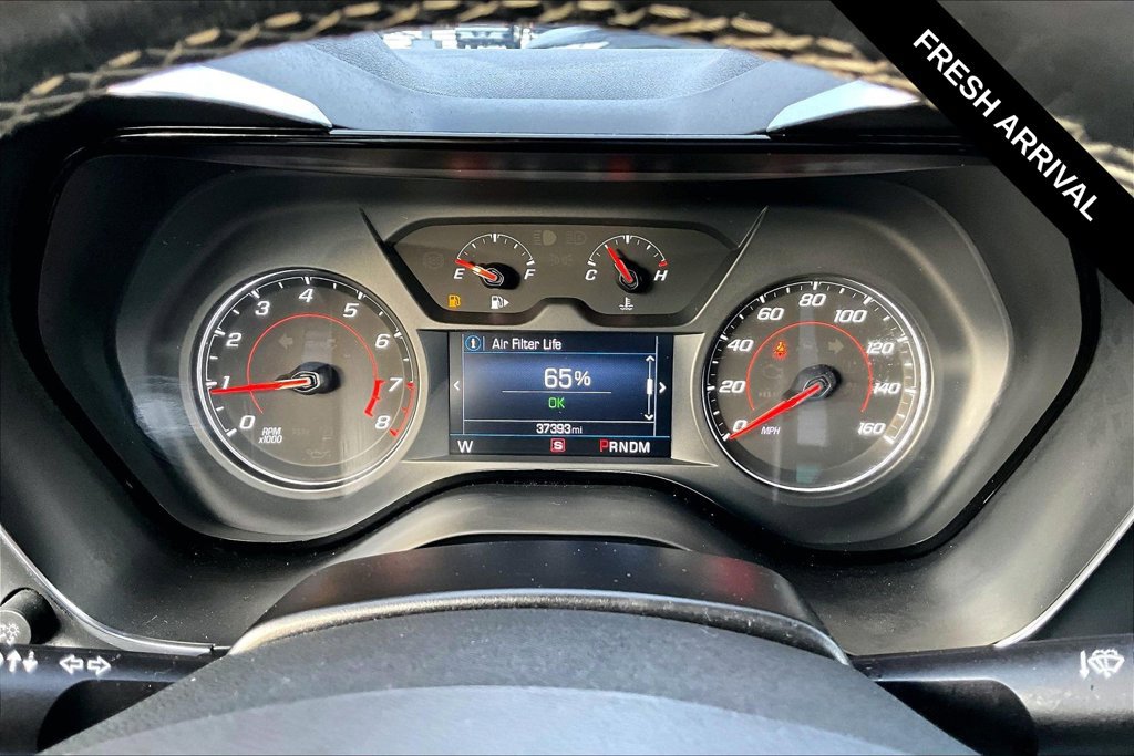 Used 2023 Chevrolet Camaro LT RWD image 10