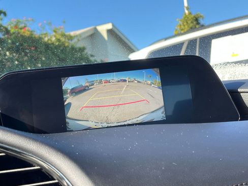 Used 2025 MAZDA MAZDA3 s image 17