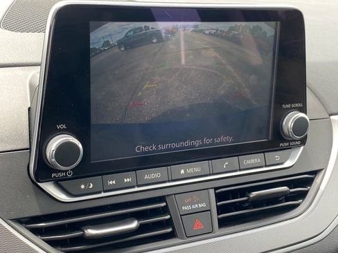 Used 2024 Nissan Altima 2.5 SR AWD/4WD image 11