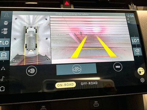 Certified 2025 Land Rover Discovery Sport S image 23