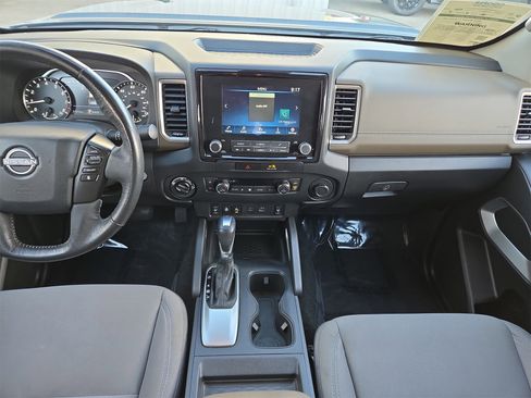 Used 2022 Nissan Frontier SV image 23