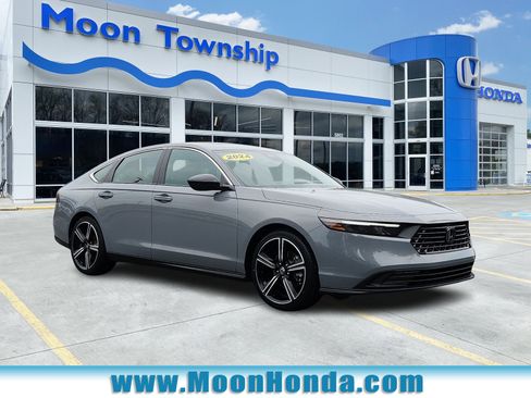 Used 2024 Honda Accord Sport image 1