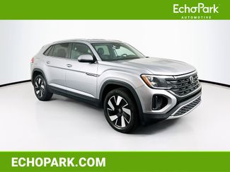 Used 2025 Volkswagen Atlas Cross Sport SE video 1