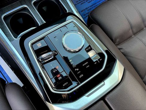 Used 2025 BMW 760i xDrive 760i xDrive w/ Executive Package image 65