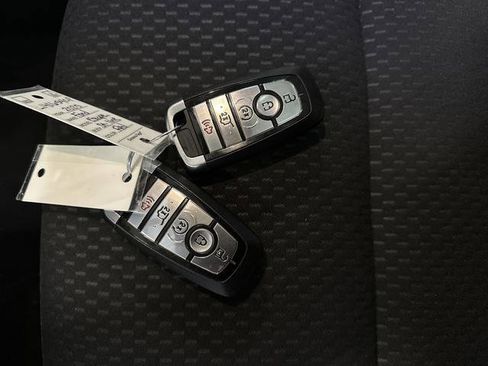 Used 2024 Ford Escape ST-Line w/ Tech Pack #1 image 27