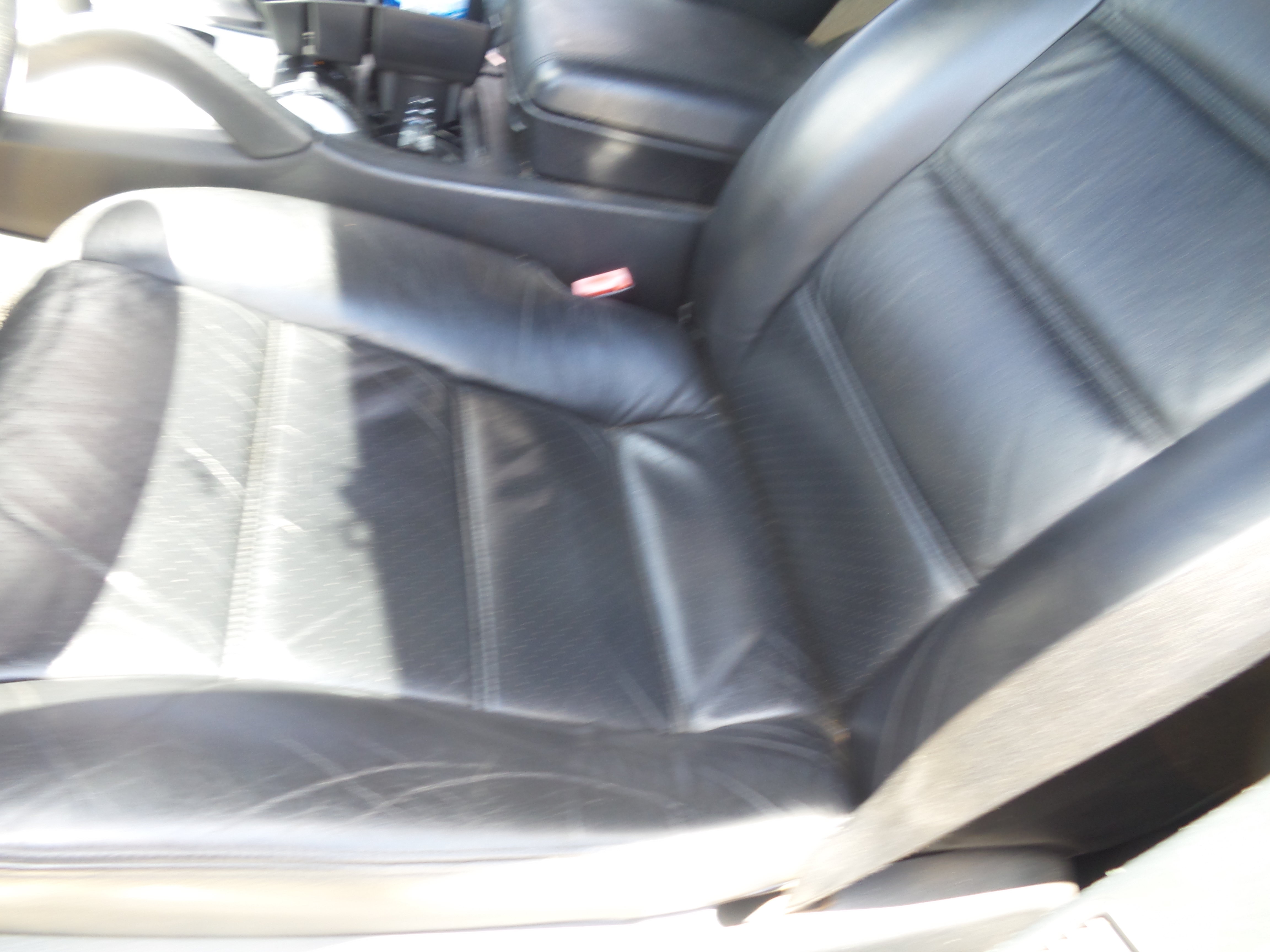 Used 2004 Porsche Cayenne Turbo AWD/4WD image 13