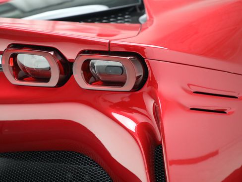 Certified 2024 Ferrari SF90 Spider AWD/4WD image 32