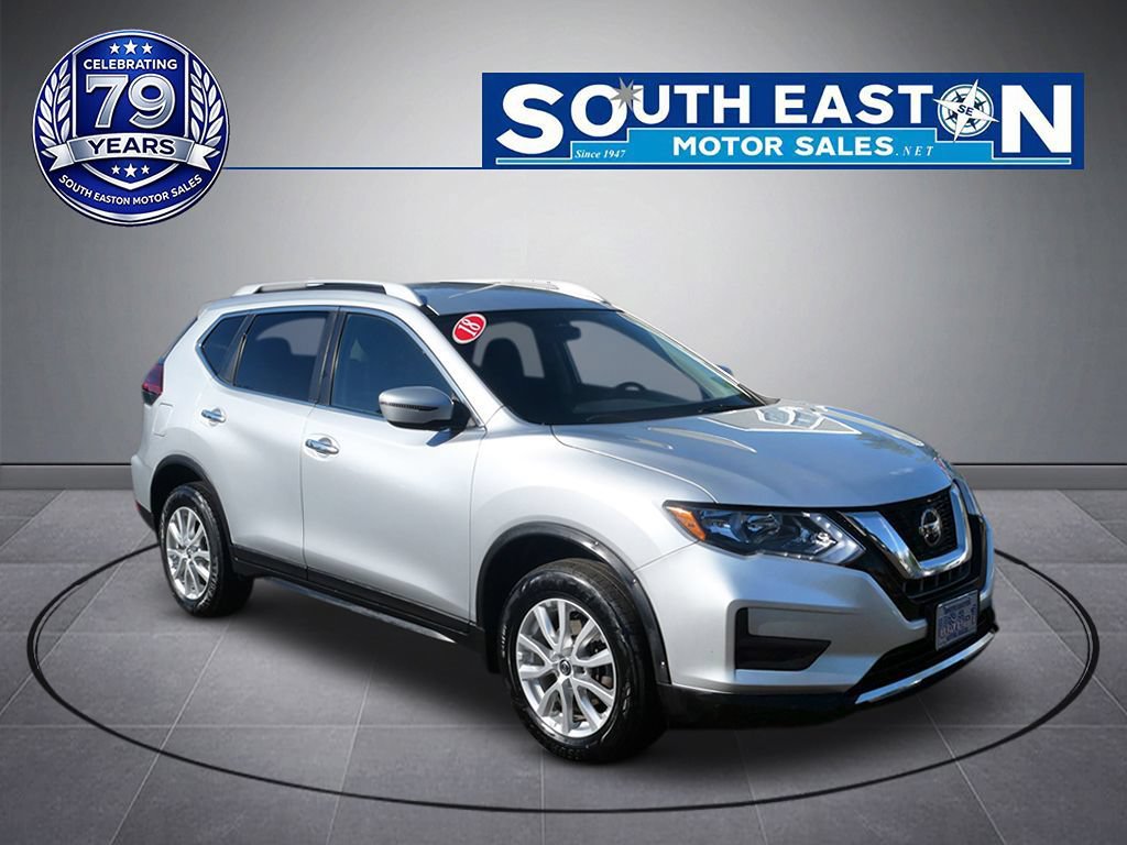 Used 2018 Nissan Rogue SV AWD/4WD image 2