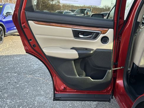 Used 2018 Honda CR-V Touring image 24