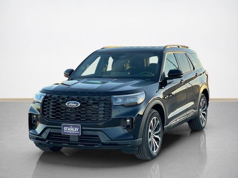New 2026 Ford Explorer ST-Line image 3