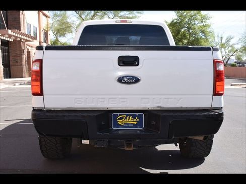 Used 2015 Ford F250 XL w/ Power Equipment Group AWD/4WD image 9