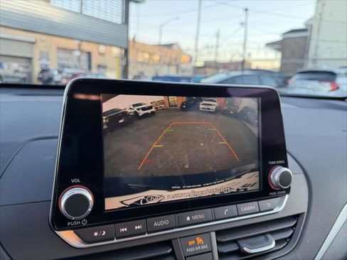 Used 2025 Nissan Altima 2.5 S image 28