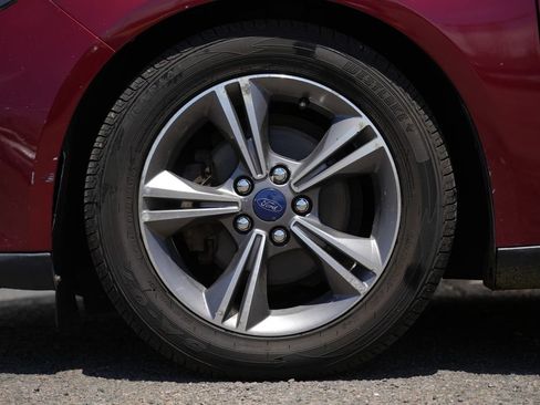 Used 2017 Ford Focus SE FWD image 13