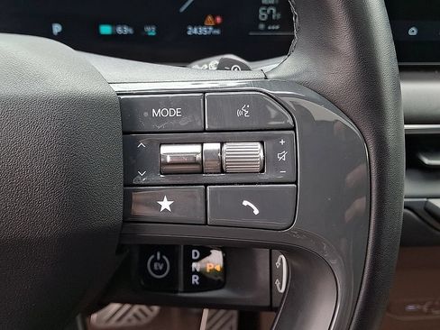 Certified 2024 Kia EV9 GT-Line AWD/4WD image 23