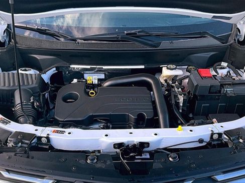 New 2026 Chevrolet Equinox LT w/ Convenience Package II image 10