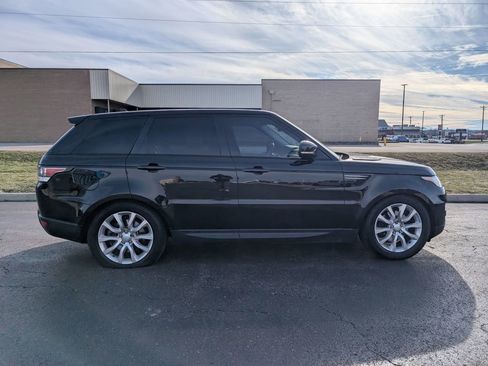 Used 2016 Land Rover Range Rover Sport SE image 8