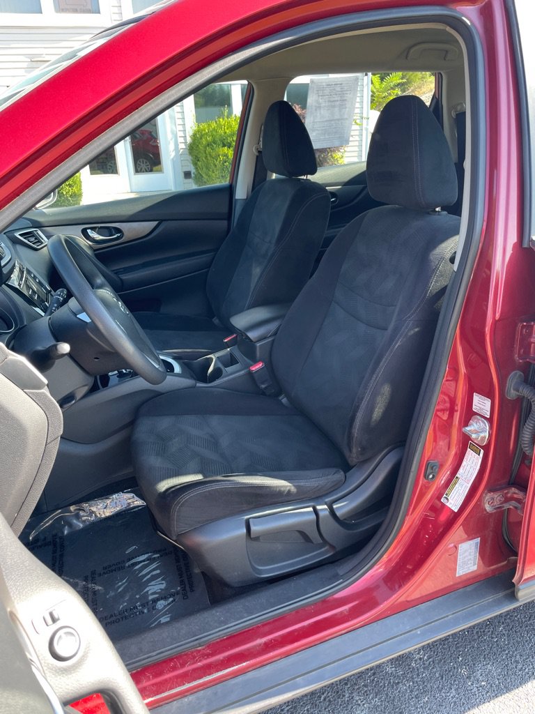 Used 2014 Nissan Rogue S AWD/4WD image 15