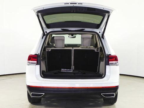 Used 2021 Volkswagen Atlas SE w/ Panoramic Sunroof Package image 10