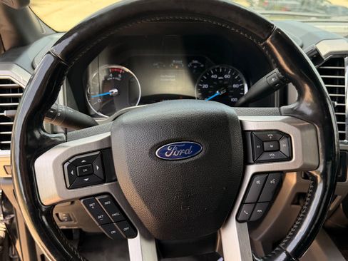 Used 2017 Ford F250 Platinum w/ FX4 Off-Road Package AWD/4WD image 15