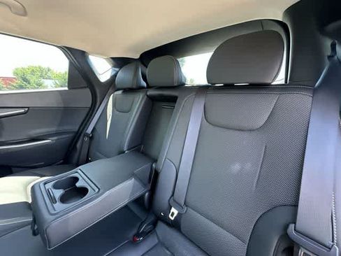 Used 2024 Kia EV6 Light RWD image 17