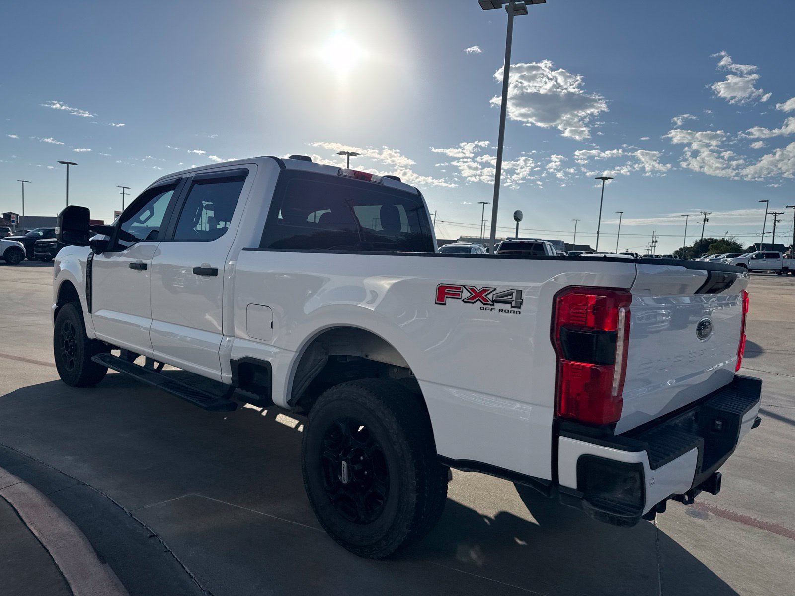 Used 2024 Ford F250 XL w/ STX Appearance Package AWD/4WD image 6