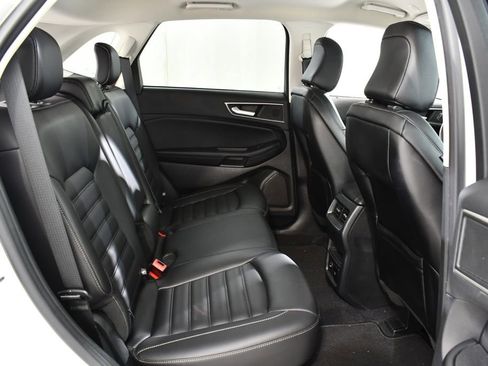 Used 2022 Ford Edge SEL w/ Convenience Package AWD/4WD image 19