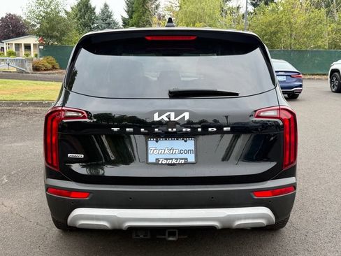 Used 2022 Kia Telluride LX AWD/4WD image 7