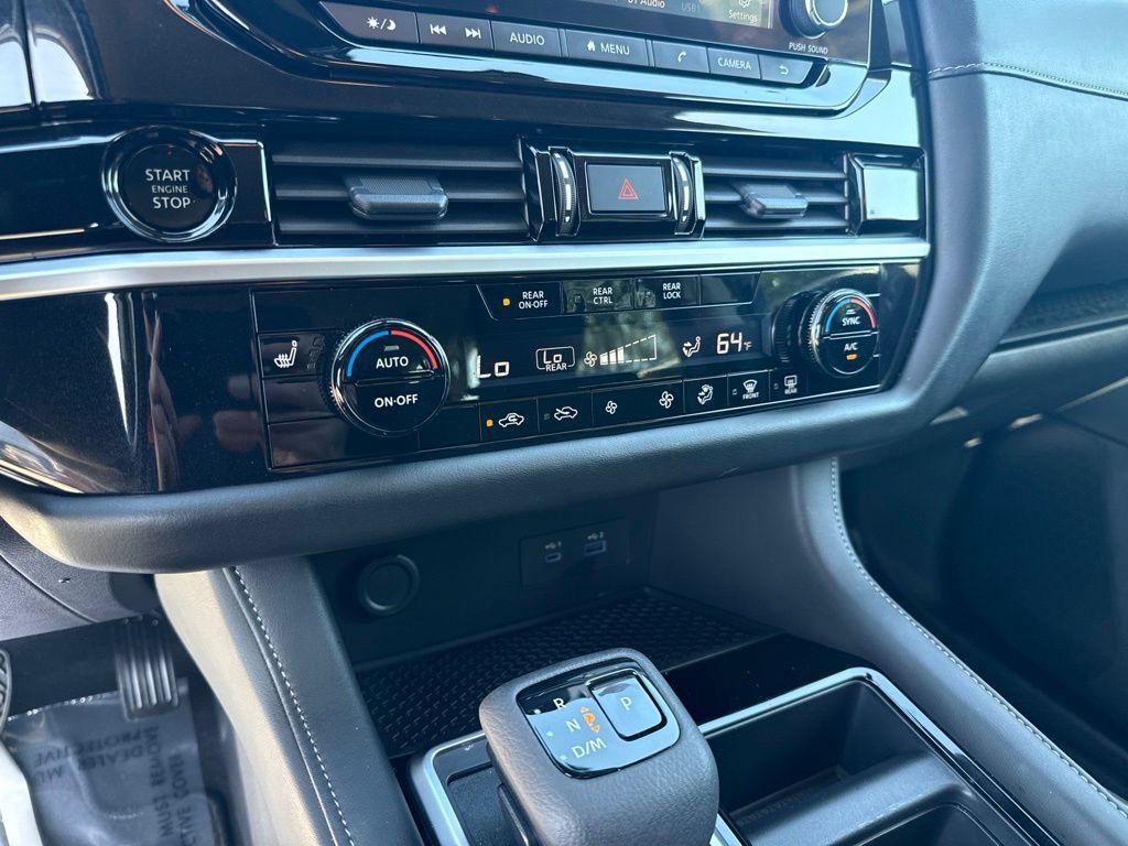 Certified 2025 Nissan Pathfinder SV AWD/4WD image 38