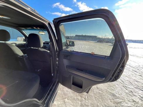 Used 2008 Ford Escape XLT image 28