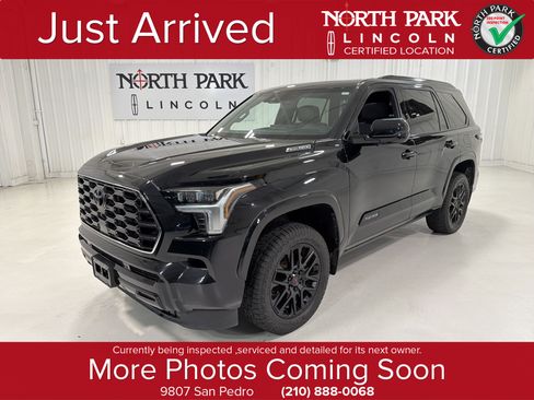 Used 2024 Toyota Sequoia Platinum AWD/4WD image 1