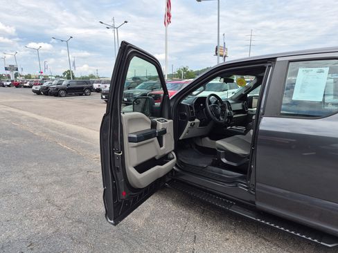 Used 2016 Ford F150 XL w/ Equipment Group 101A Mid RWD image 12