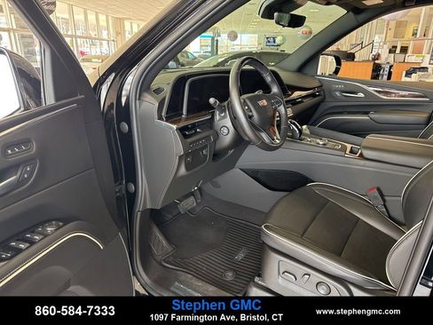 Certified 2023 Cadillac Escalade Premium Luxury image 14