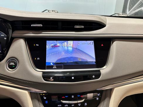 Used 2021 Cadillac XT5 Premium Luxury AWD/4WD image 24