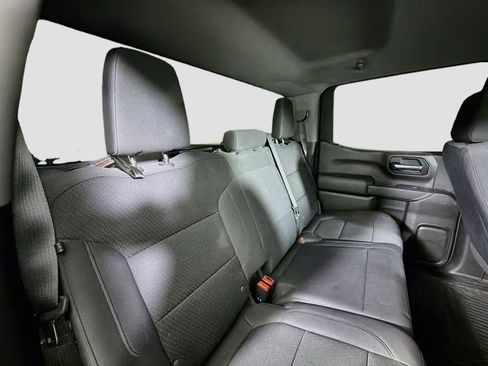 Used 2020 Chevrolet Silverado 1500 Custom w/ Custom Value Package RWD image 26
