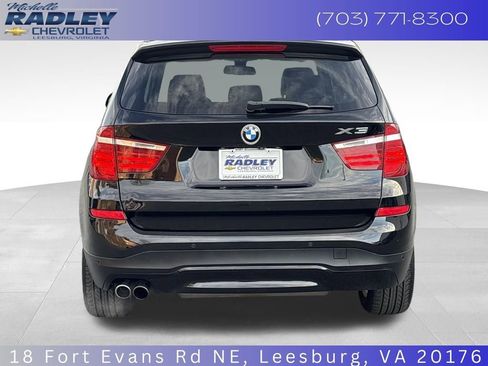 Used 2017 BMW X3 xDrive28i image 4