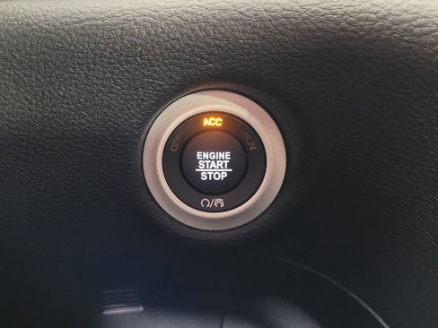 New 2026 Chrysler Pacifica Limited w/ S Appearance Package image 21