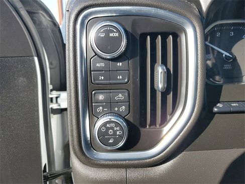 Used 2021 GMC Sierra 1500 Denali w/ Denali Ultimate Package image 12