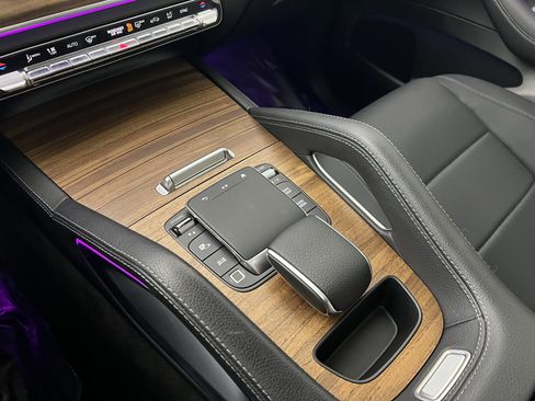 Certified 2025 Mercedes-Benz GLE 350 4MATIC image 33