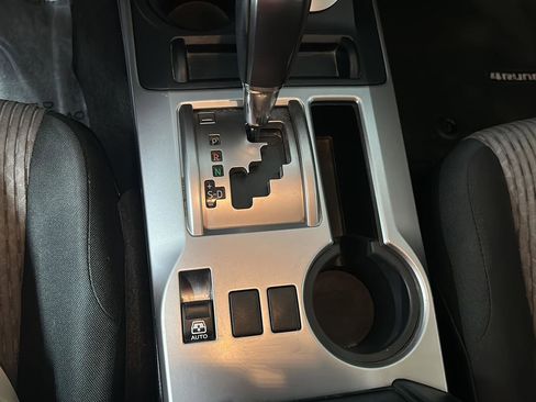 Used 2019 Toyota 4Runner SR5 AWD/4WD image 25