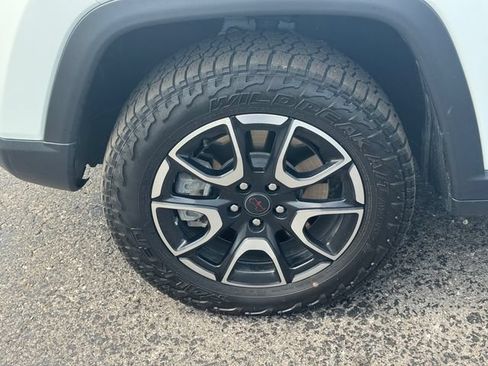 Certified 2025 Jeep Compass Trailhawk AWD/4WD image 10
