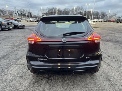 Used 2024 Nissan Kicks SR image 6