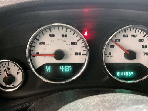 Used 2015 Jeep Wrangler Unlimited Sport w/ Power Convenience Group image 19