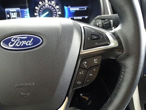 Used 2024 Ford Edge SEL image 46