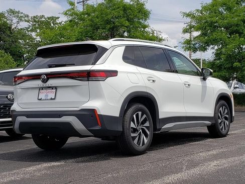 New 2026 Volkswagen Tiguan S FWD image 3