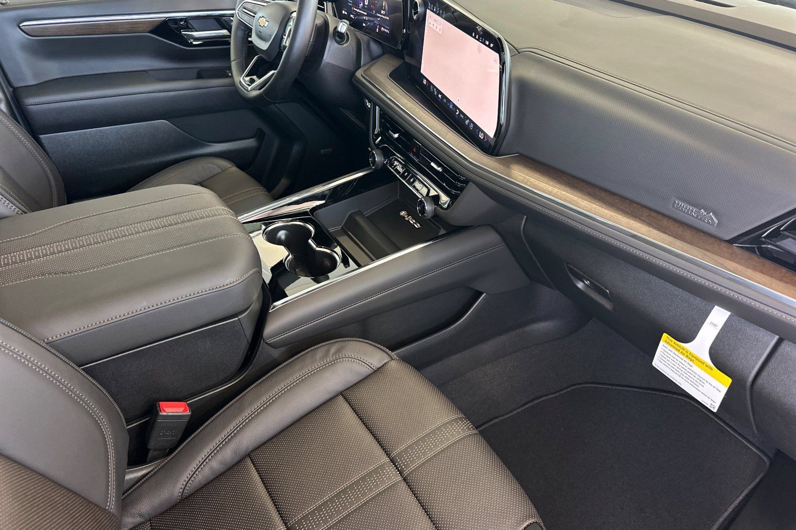New 2026 Chevrolet Tahoe High Country AWD/4WD image 18
