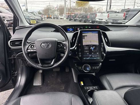 Used 2021 Toyota Prius Prime XLE image 9