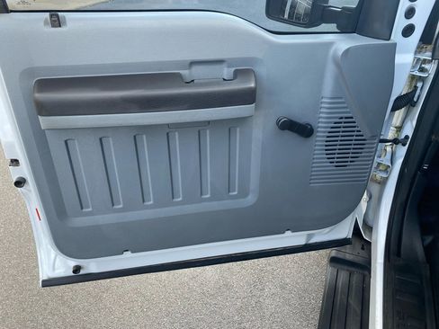 Used 2012 Ford F450 XL image 9