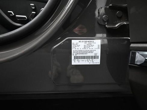 Certified 2022 Lincoln Nautilus Black Label AWD/4WD image 33