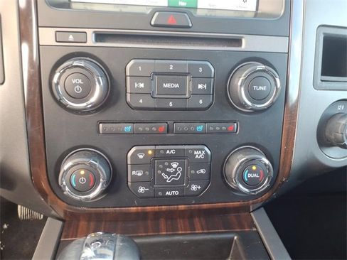 Used 2017 Ford Expedition Max Platinum image 21