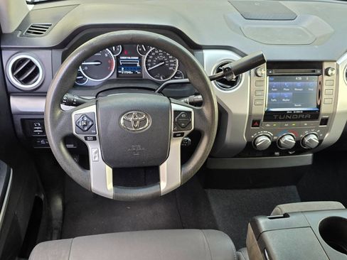 Used 2015 Toyota Tundra SR5 RWD image 10